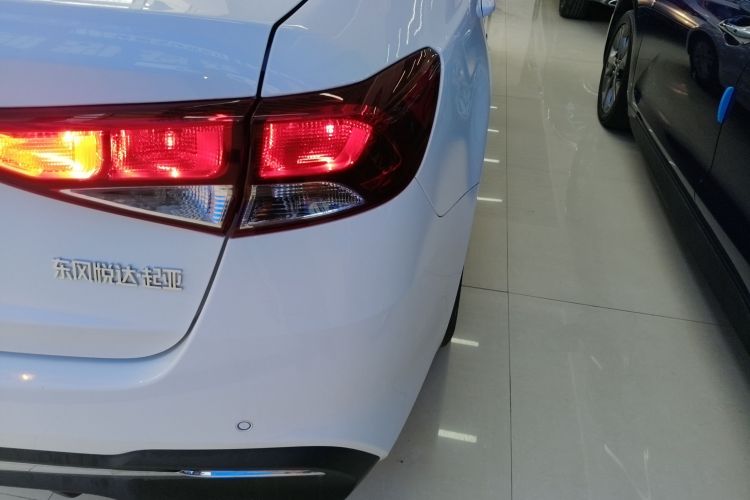 起亚 福瑞迪 2019款 1.6L 自动风尚版 国VI车身外观6006