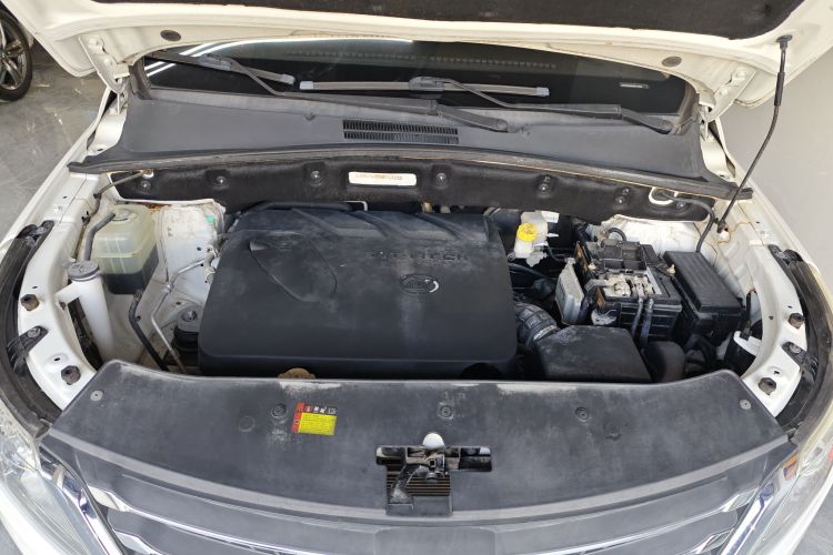 宝骏560 2016款 1.8L iAMT精英型局部细节24