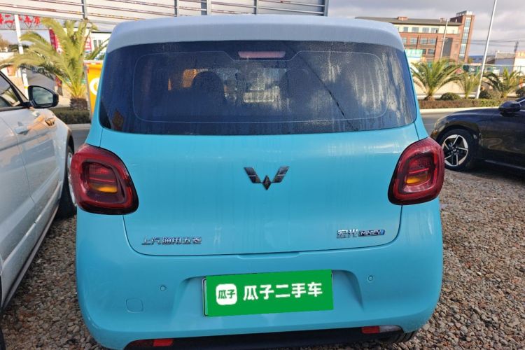五菱汽车 宏光MINIEV 2025款 四门版 臻享款车身外观6