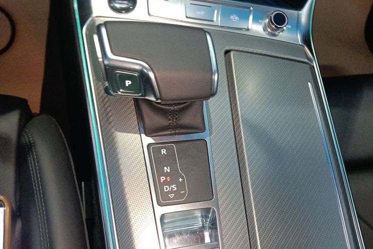 奥迪A7 2023款 45 TFSI 臻选型局部细节18