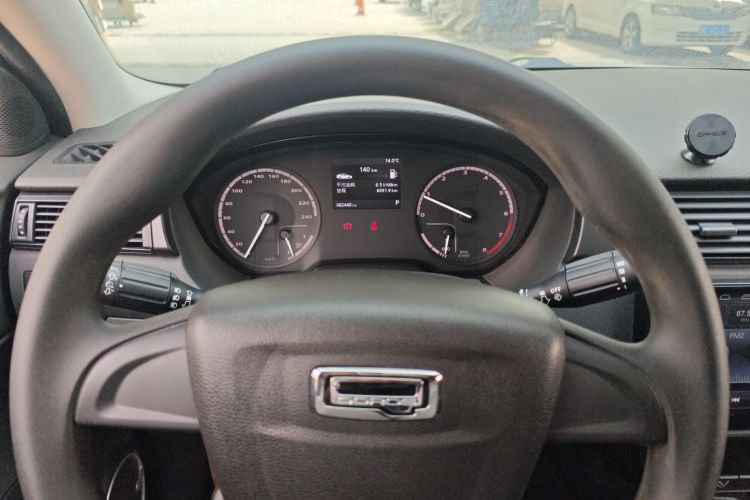 观致3 2018款 三厢 1.6L 自动领先型中控内饰14