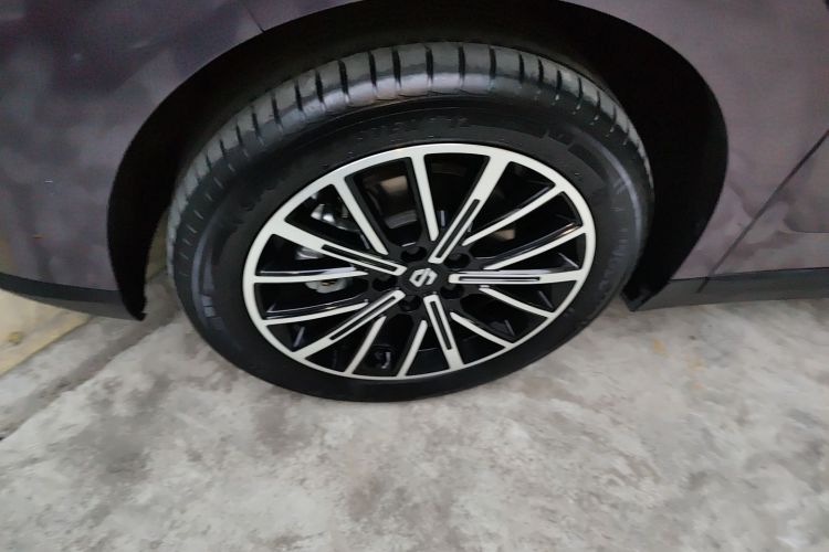 零跑汽车 零跑B10 2025款 510悦享版车身外观6002