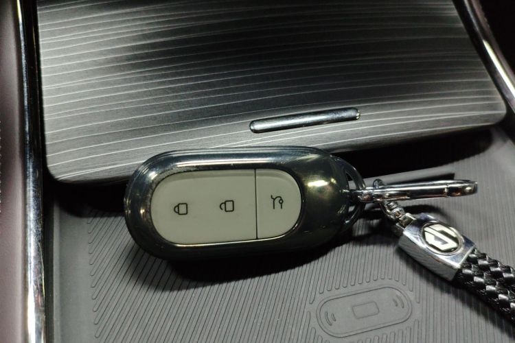 零跑汽车 零跑C11 2024款 纯电 580尊享版中控内饰7001