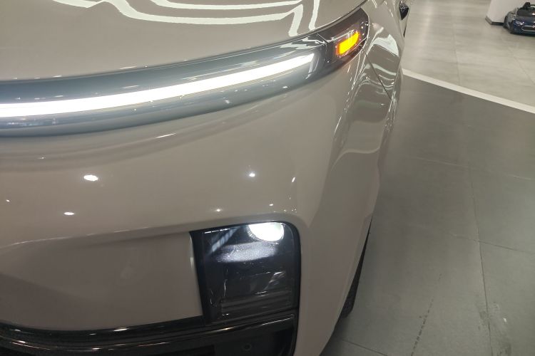 理想汽车 理想L9 2022款 Max局部细节36