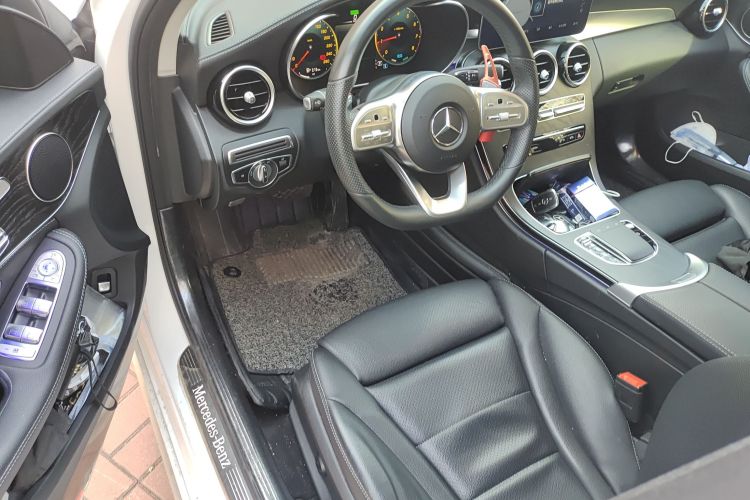 奔驰C级 2020款 改款 C 260 L 运动版中控内饰7003