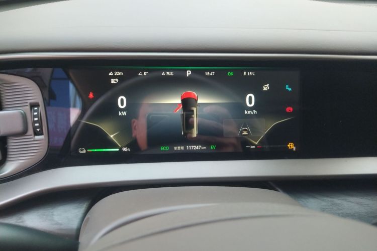 腾势D9 2022款 DM-i 1040 尊贵型中控内饰14