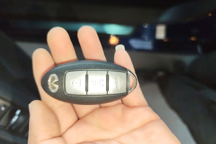 英菲尼迪Q50L 2018款 2.0T 逸享版 国VI中控内饰7001