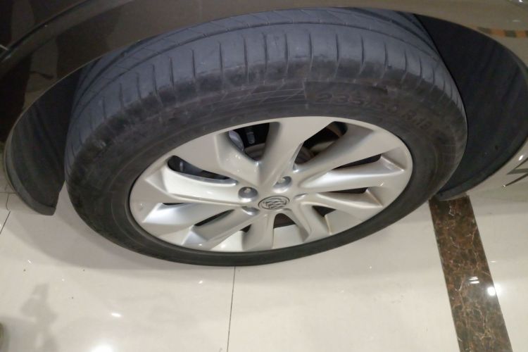 别克 昂科威 2017款 28T 四驱全能运动旗舰型车身外观6007