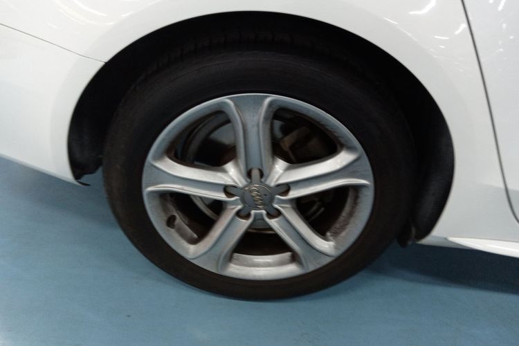 奥迪A4L 2015款 45 TFSI quattro个性运动型车身外观6008