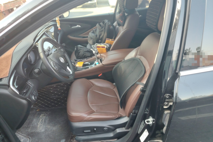 别克 昂科威 2020款 28T 四驱精英型中控内饰19