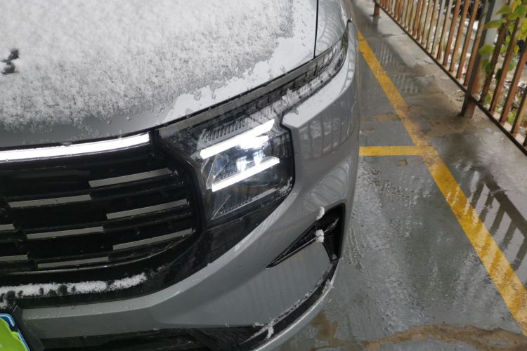 福特 2025款 锐界L 2.0T EcoBoost E混动四驱七座至尊型局部细节36