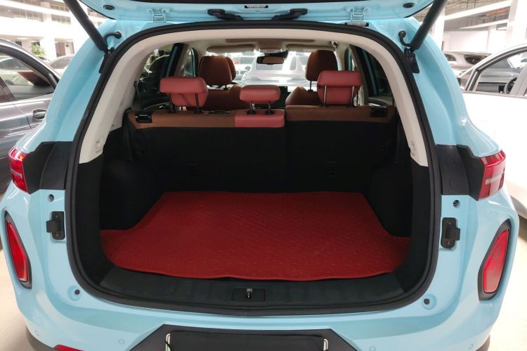 创维汽车 创维HT-i 2022款 1.5L PHEV 205KM 智远版Plus机舱底盘23