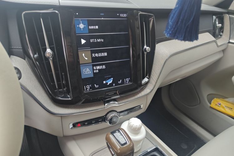 沃尔沃XC60 2020款 T5 四驱智远豪华版中控内饰16