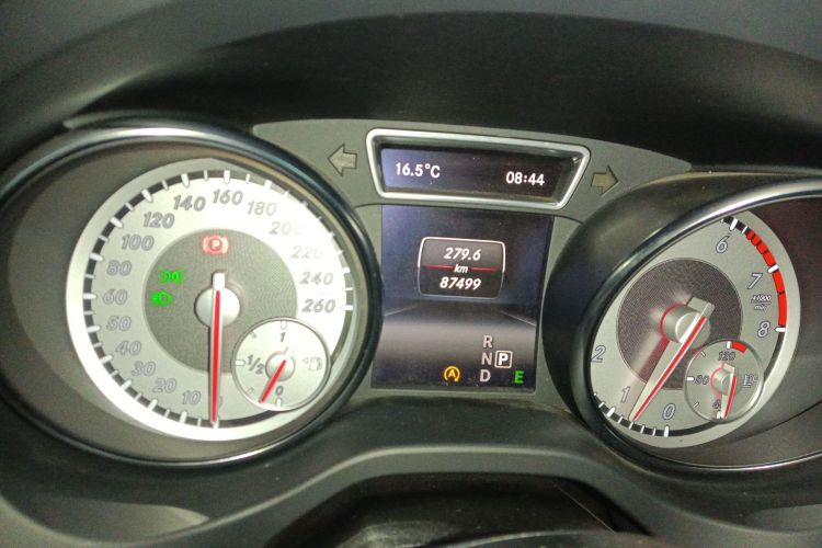 奔驰GLA 2015款 GLA 200 时尚型局部细节14