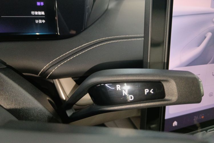 小米汽车 小米SU7 2024款 四驱超长续航高阶智驾Max版中控内饰18