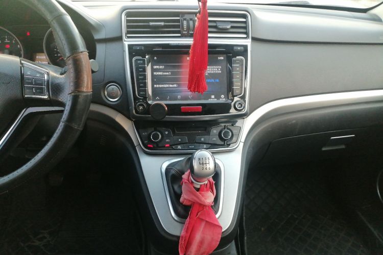 哈弗H6 2017款 蓝标 运动版 1.5T 手动两驱精英型中控内饰16