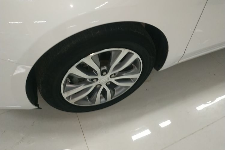 别克 英朗 2021款 改款 1.3T 自动轻混动精英型车身外观6001