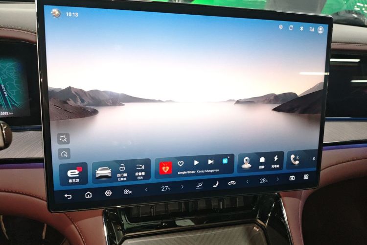 腾势Z9GT 2024款 1100四驱Ultra版中控内饰16