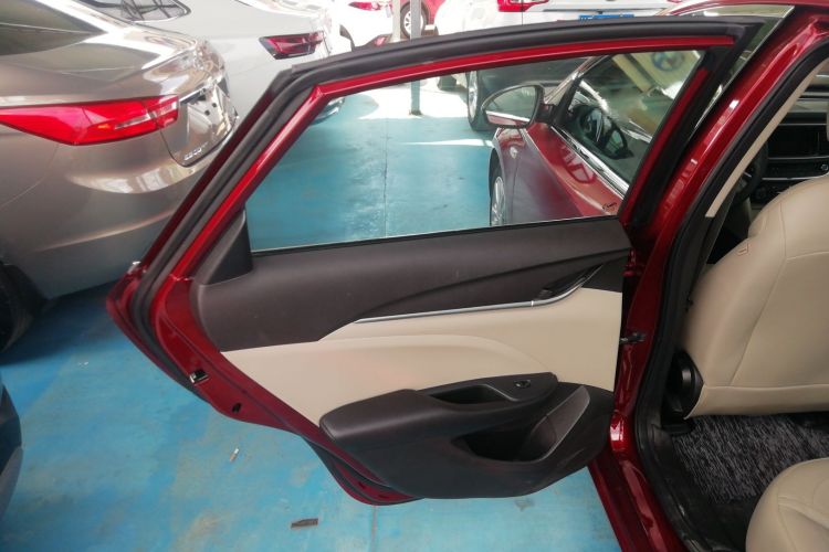 别克 英朗 2021款 典范 1.5L 自动精英型中控内饰7006