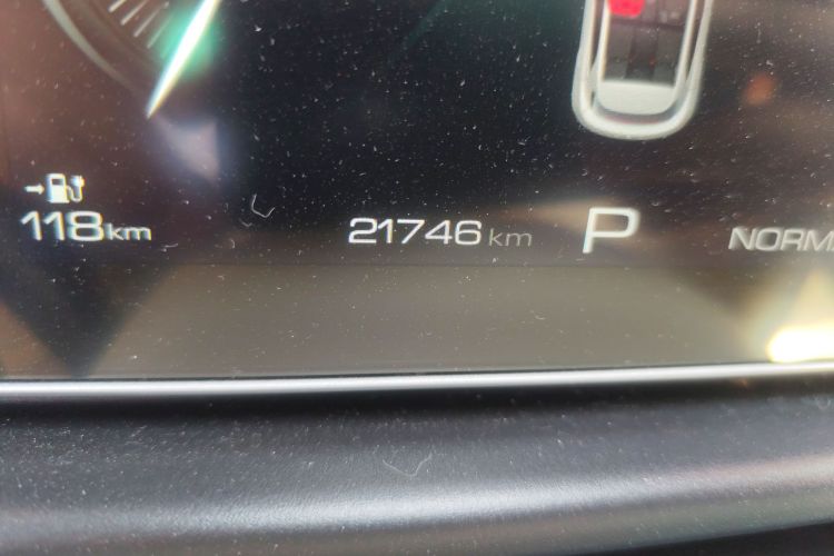 欧拉好猫 2023款 401km标准续航 豪华型 磷酸铁锂中控内饰15