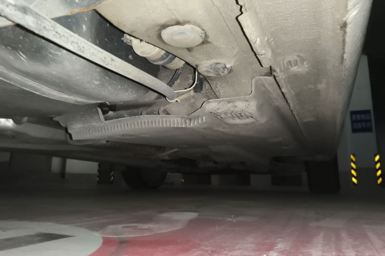 大众 桑塔纳 2013款 1.6L 自动豪华版局部细节9002