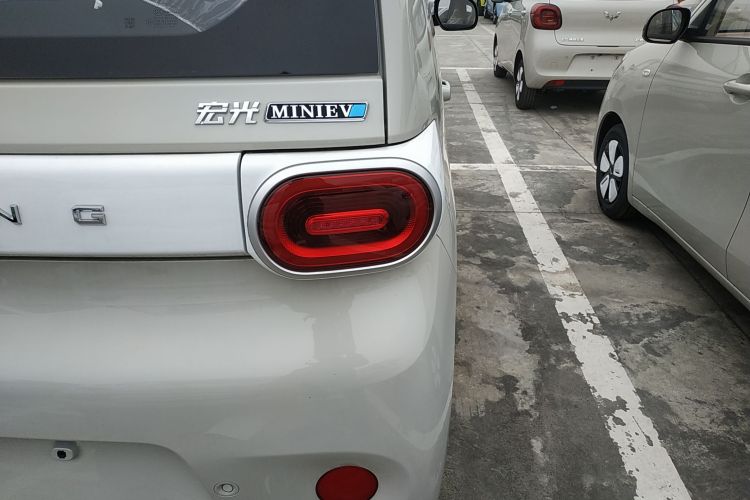 五菱汽车 宏光MINIEV 2024款 第三代 215km 青春版车身外观6006