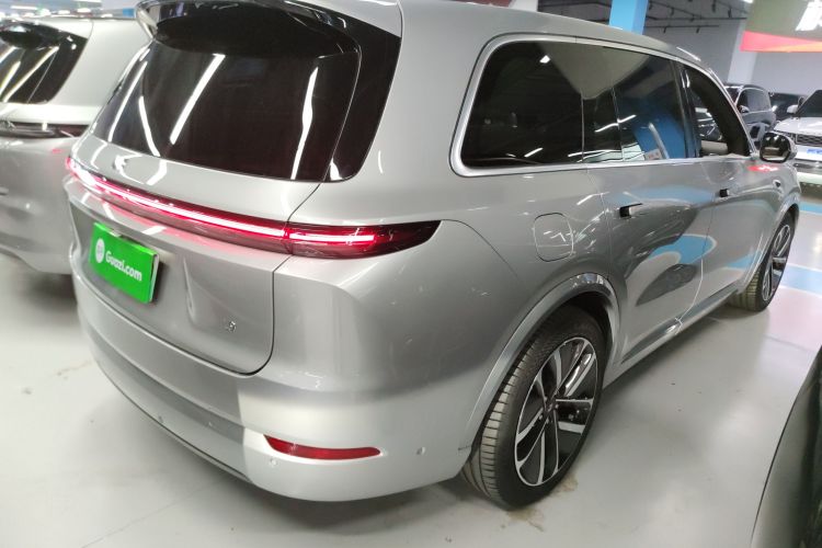 理想汽车 理想L9 2024款 Ultra车身外观7