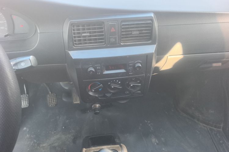 五菱汽车 五菱荣光 2021款 1.5L加长基本型封窗车2座L3C中控内饰16