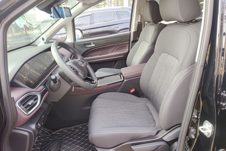 广汽传祺 传祺M6 2023款 PRO 270T DCT精英版中控内饰19