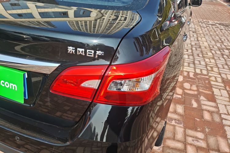 日产 轩逸 2022款 经典 1.6XE CVT舒适版车身外观9