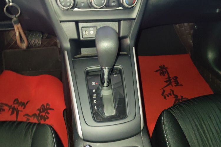 日产 轩逸 2024款 经典 1.6XE CVT舒适版中控内饰18