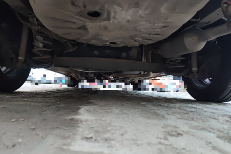 丰田 威驰 2014款 1.5L 自动智臻版局部细节9009