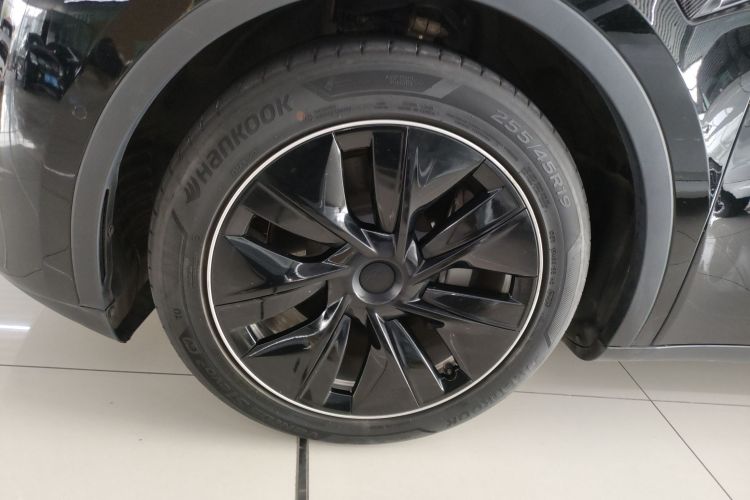 特斯拉 Model Y 2021款 标准续航后驱版车身外观6007