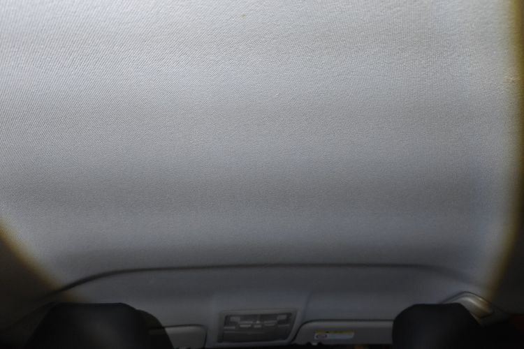 丰田 卡罗拉 2018款 1.2T S-CVT GL智享版中控内饰22