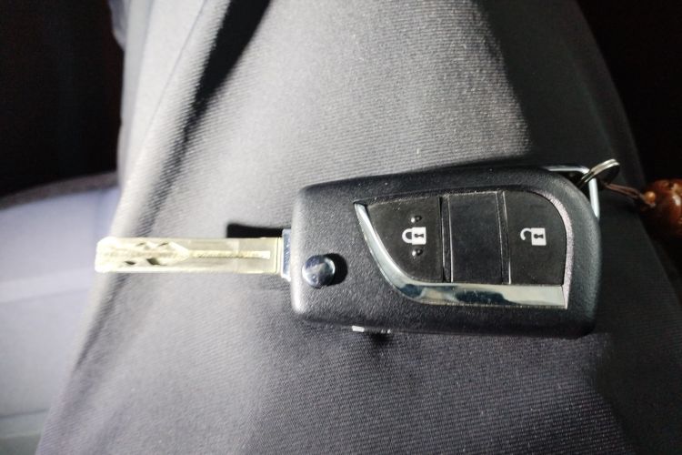 丰田 RAV4荣放 2023款 2.0L CVT两驱都市版中控内饰11