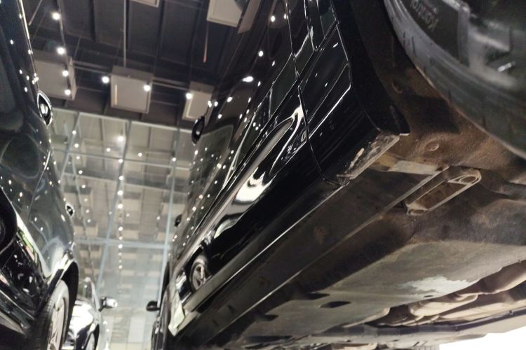 奥迪Q8 2023款 55 TFSI 豪华动感型局部细节9001