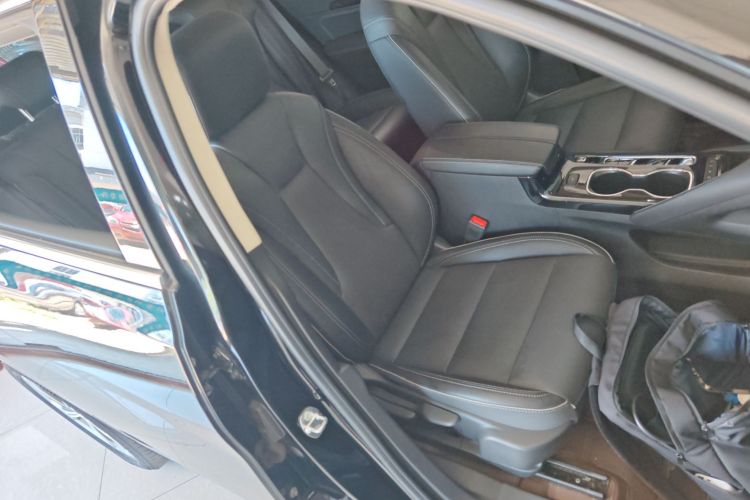 别克 2021款 昂科威Plus 652T 五座四驱豪华型中控内饰41