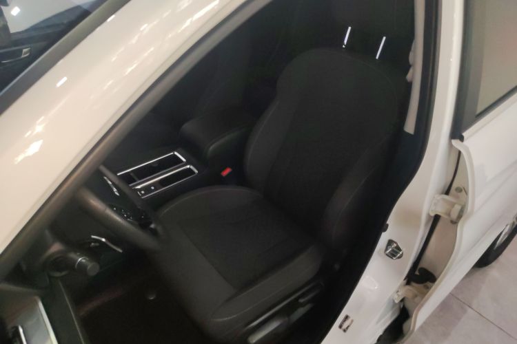 哈弗M6 2021款 PLUS 1.5T DCT精英智联型中控内饰19