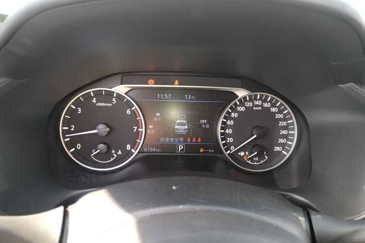 日产 天籁 2022款 2.0T XL 进享版中控内饰14