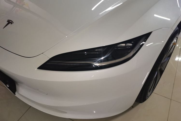 特斯拉 Model 3 2023款 后轮驱动版局部细节36