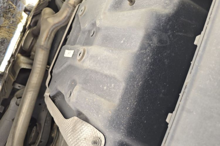 奔驰C级 2019款 C 260 运动版局部细节9009