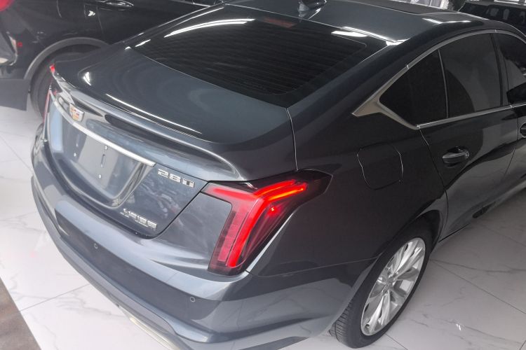 凯迪拉克CT5 2020款 改款 28T 豪华型车身外观7