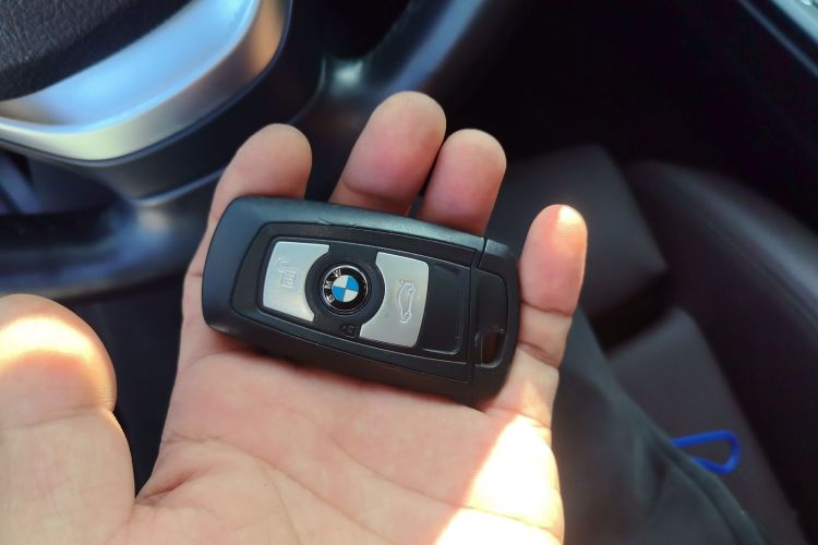 宝马3系 2018款 320Li 时尚型中控内饰11