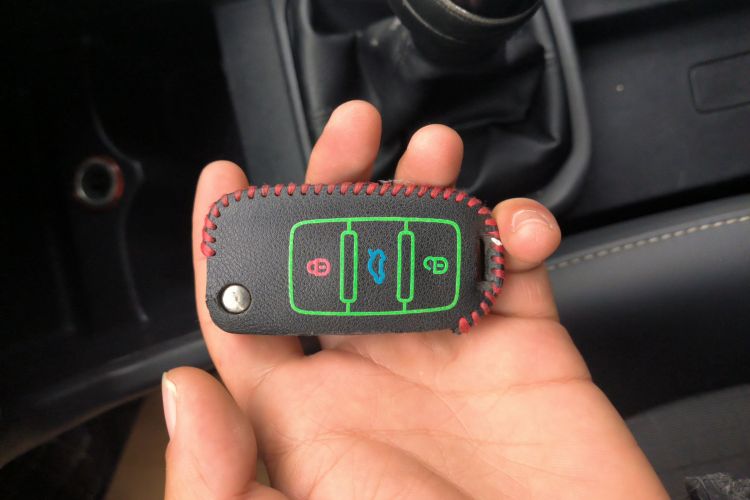 大众 桑塔纳 2016款 1.6L 手动舒适版中控内饰7001