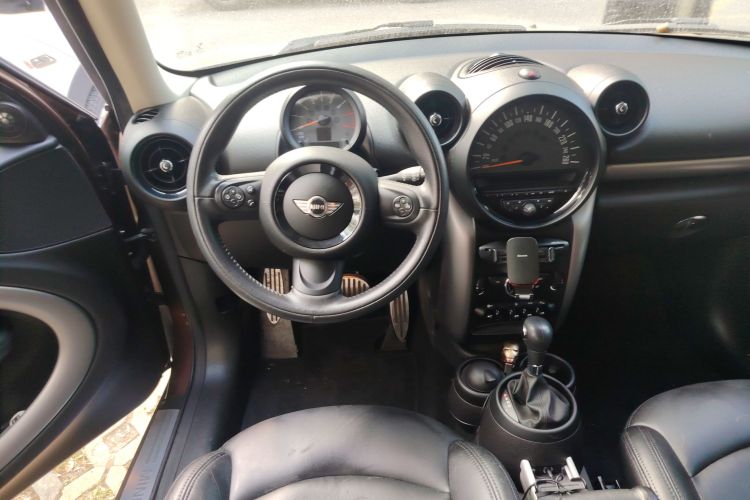 MINI Countryman 2014款 1.6L COOPER Fun局部细节13