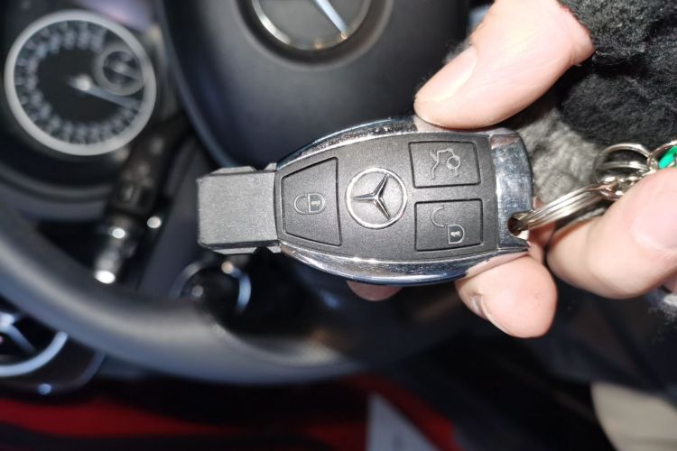 奔驰B级 2012款 B 180中控内饰7001