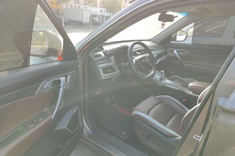 吉利汽车 博越 2022款 1.8TD DCT智雅型中控内饰7003