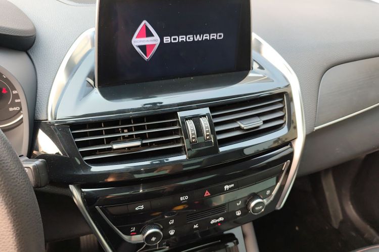 宝沃BX5 2020款 20TGDI 自动两驱先锋型中控内饰16