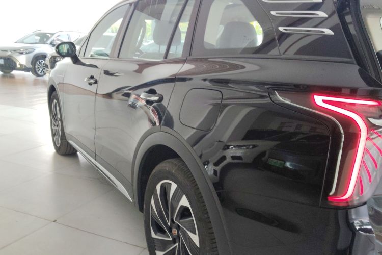 红旗HS7 PHEV 2024款 2.0T PHEV 四驱旗畅版 6座车身外观6003