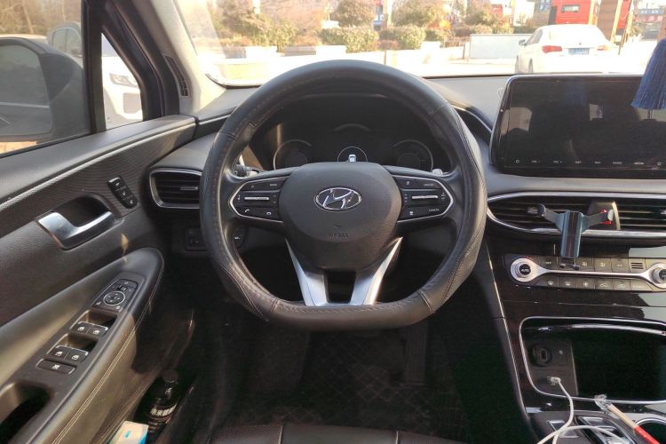 现代 胜达 2019款 380 TGDi DLX 自动两驱智尊版PLUS 国VI中控内饰13